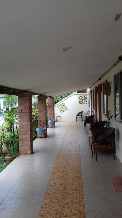 Mai Chenang Guesthouse Pantai Cenang  Extérieur photo