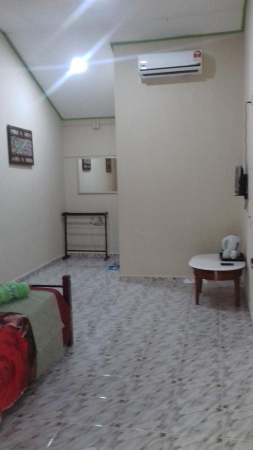 Mai Chenang Guesthouse Pantai Cenang  Extérieur photo